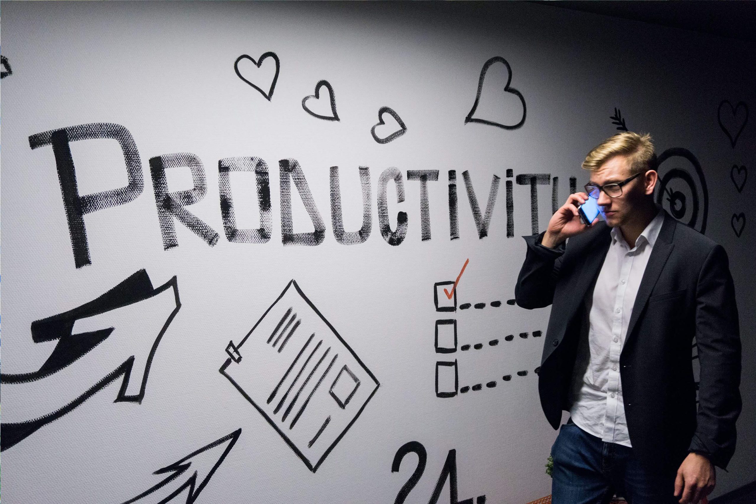 improve call center productivity with conversation intelligence